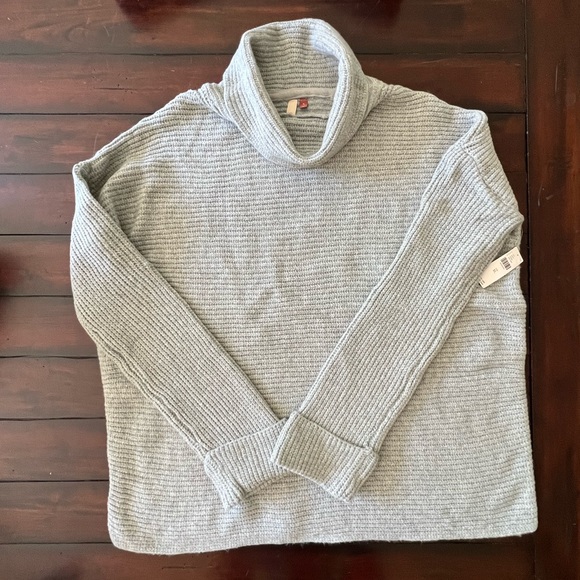 NWT Anthropologie Soft Cowl Neck Sweater. Size XL. Gray color - Picture 7 of 8